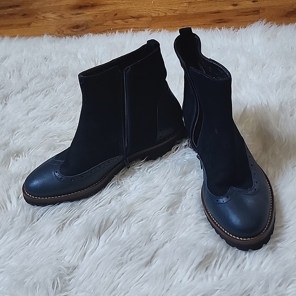 Marc Joseph Navy Suede/Leather Ankle Spectator Booties 9